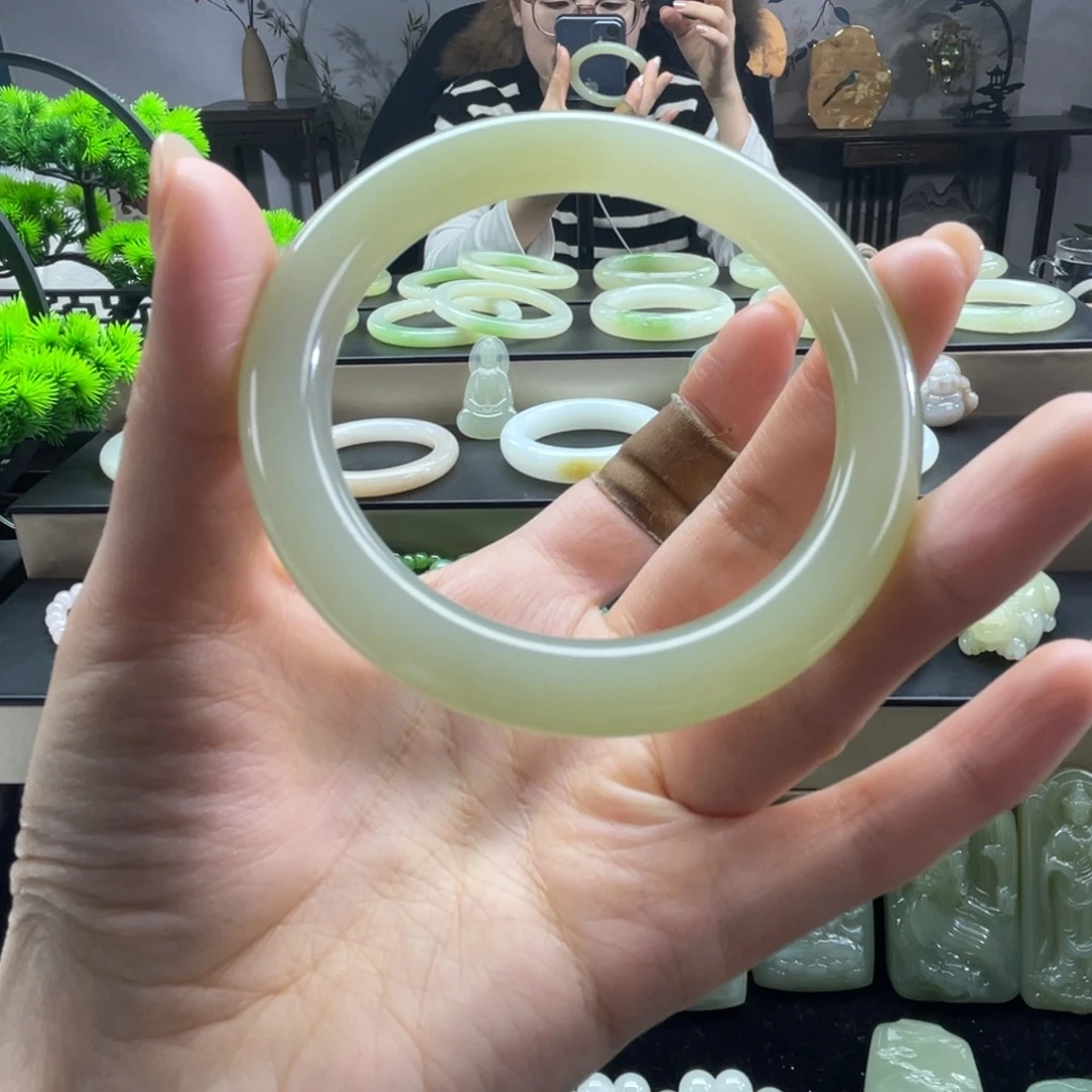 和田玉未镶嵌手镯青海青提58