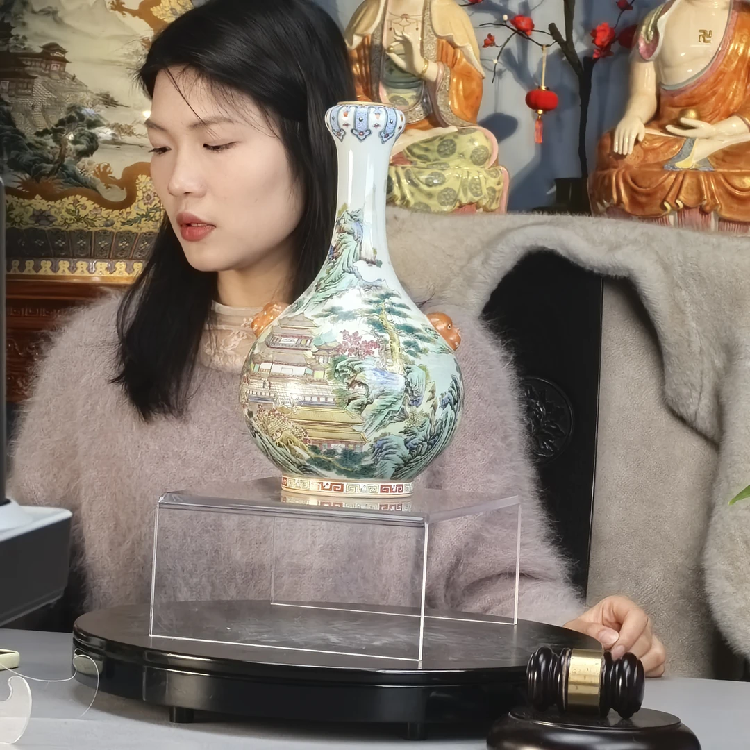 清 粉彩山水楼阁双兽头蒜头瓶
