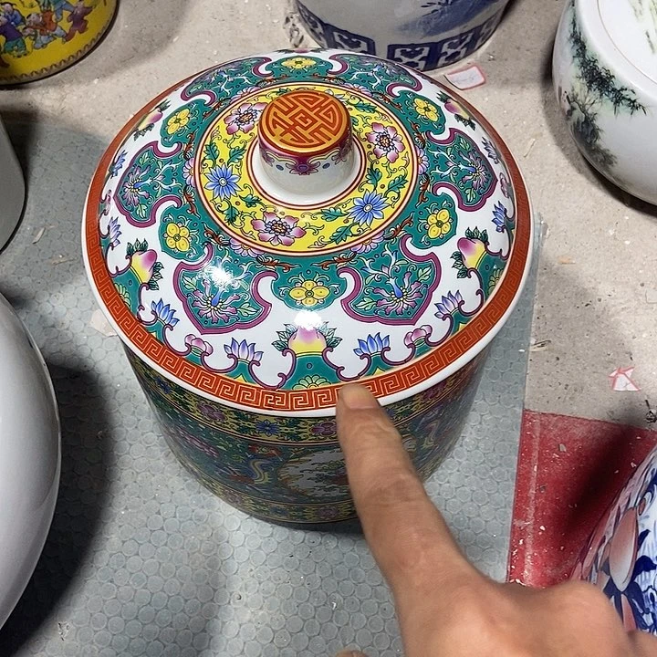 瓷片景德镇陶瓷罐1个