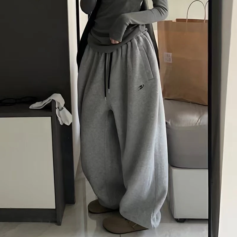 女士运动卫裤时尚百搭长裤