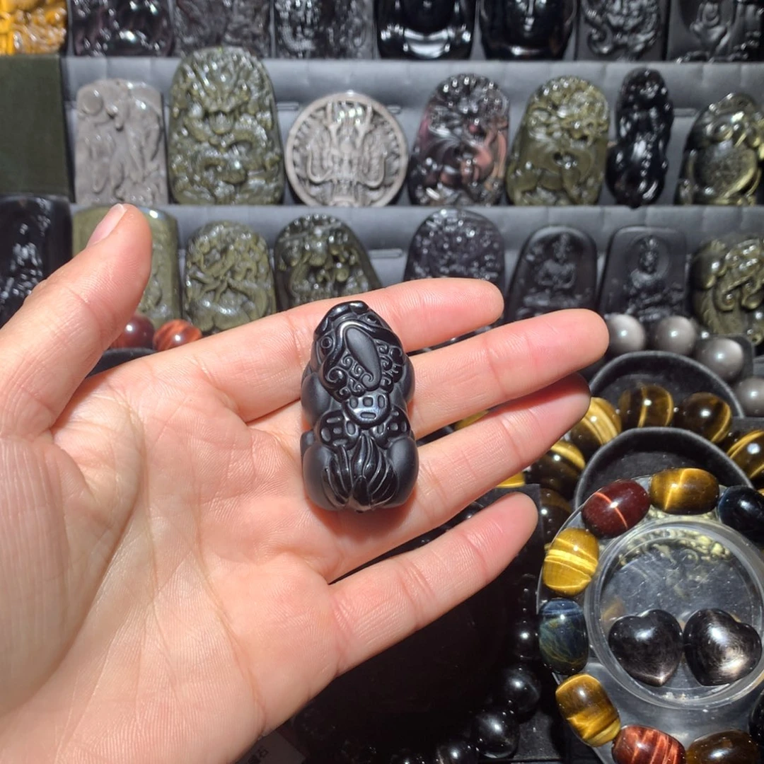 黑曜岩吊坠(赠链)未镶嵌柠****道珠链