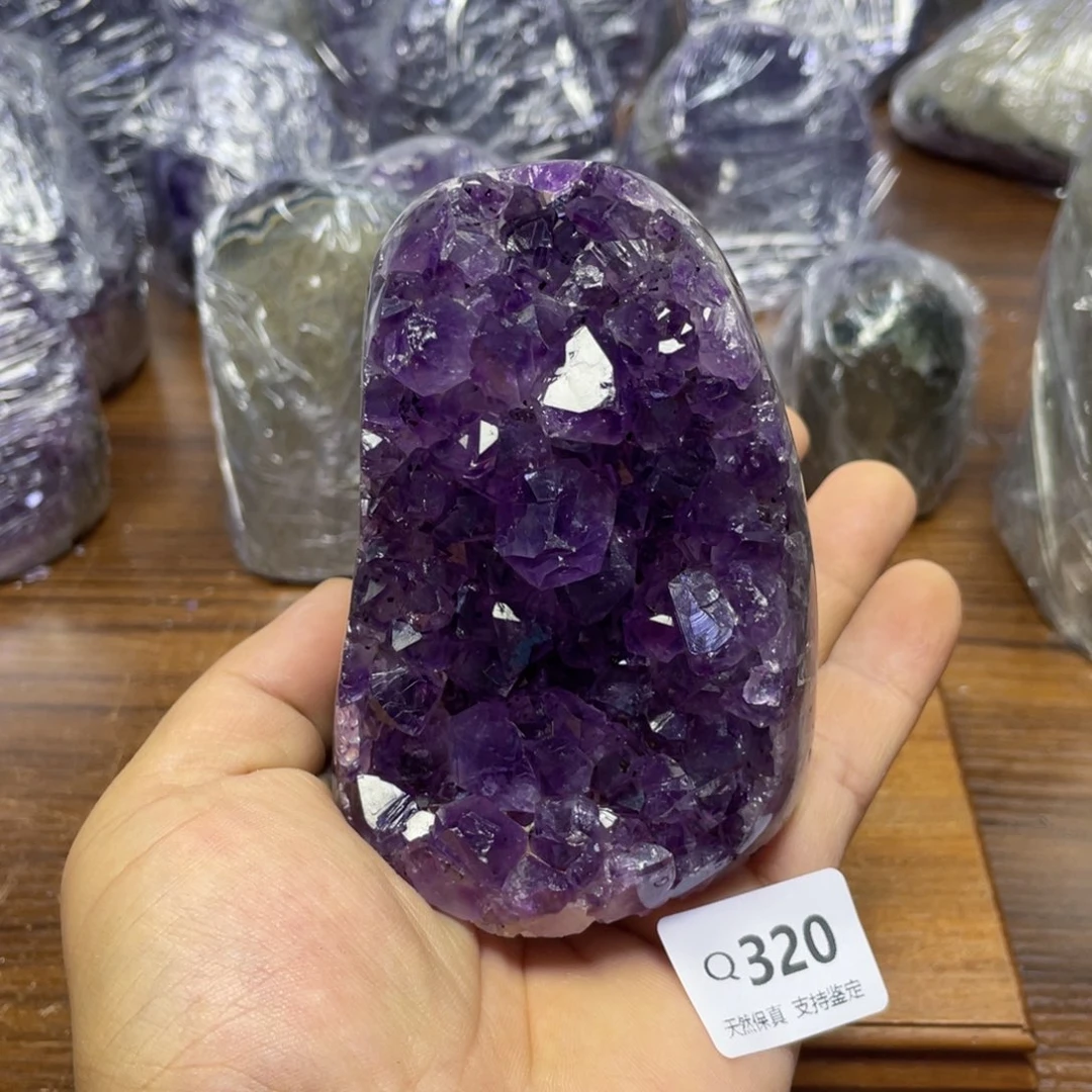大型摆件（非配饰）未镶嵌水晶