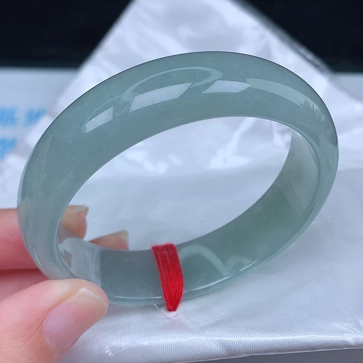 未镶嵌手镯翡翠天然