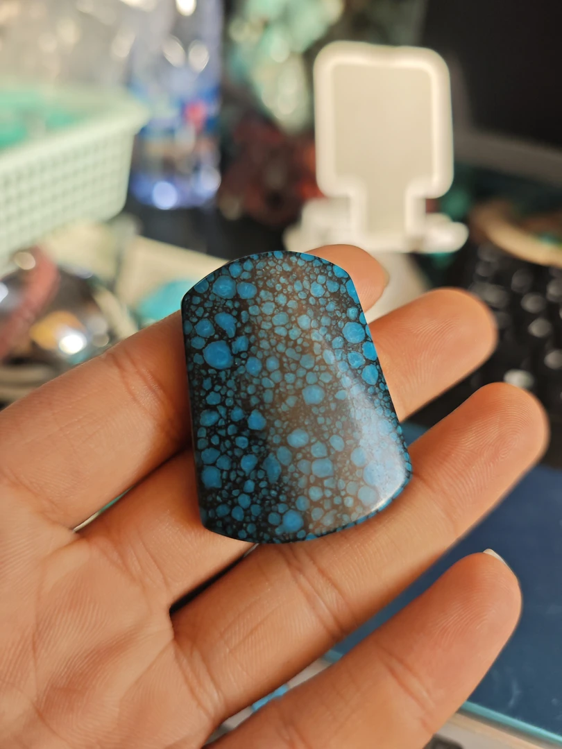 E9绿网花无事牌吊坠弧形