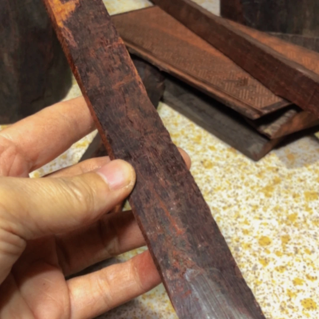 【闪购商品】檀香紫檀（小叶紫檀）郑*