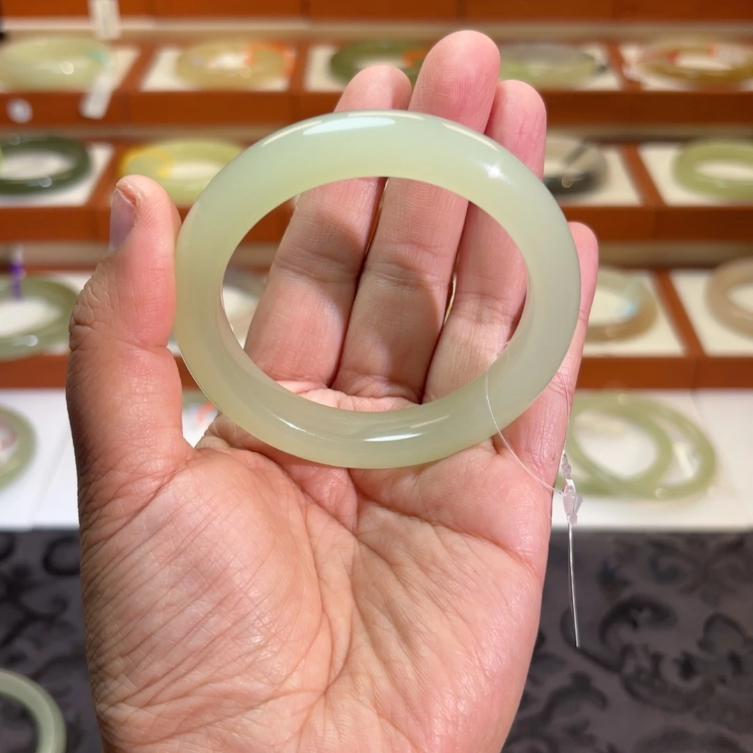 和田玉未镶嵌手镯冰晴水手镯无包容