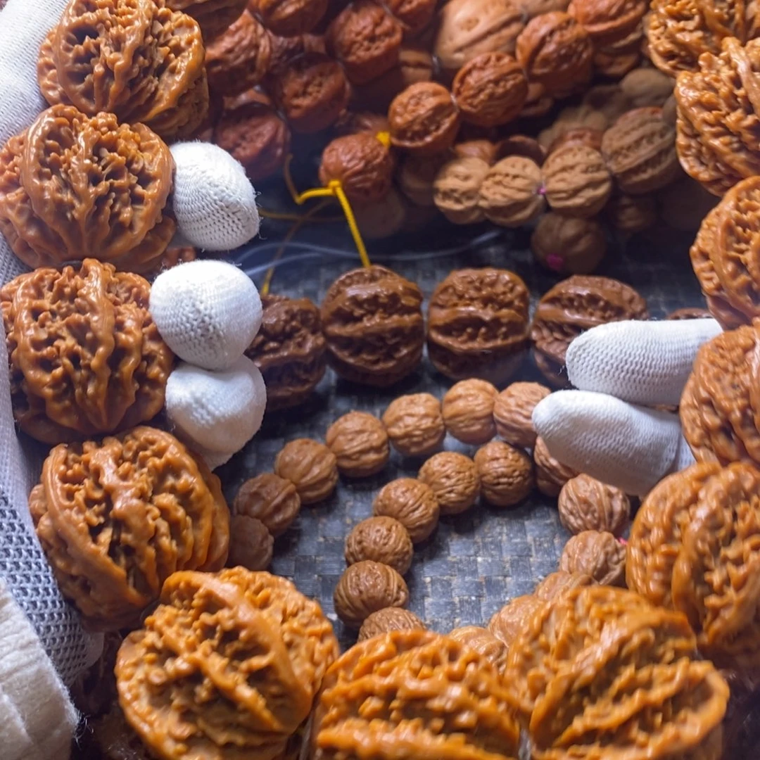 吊坠文玩核桃粗筋八棱