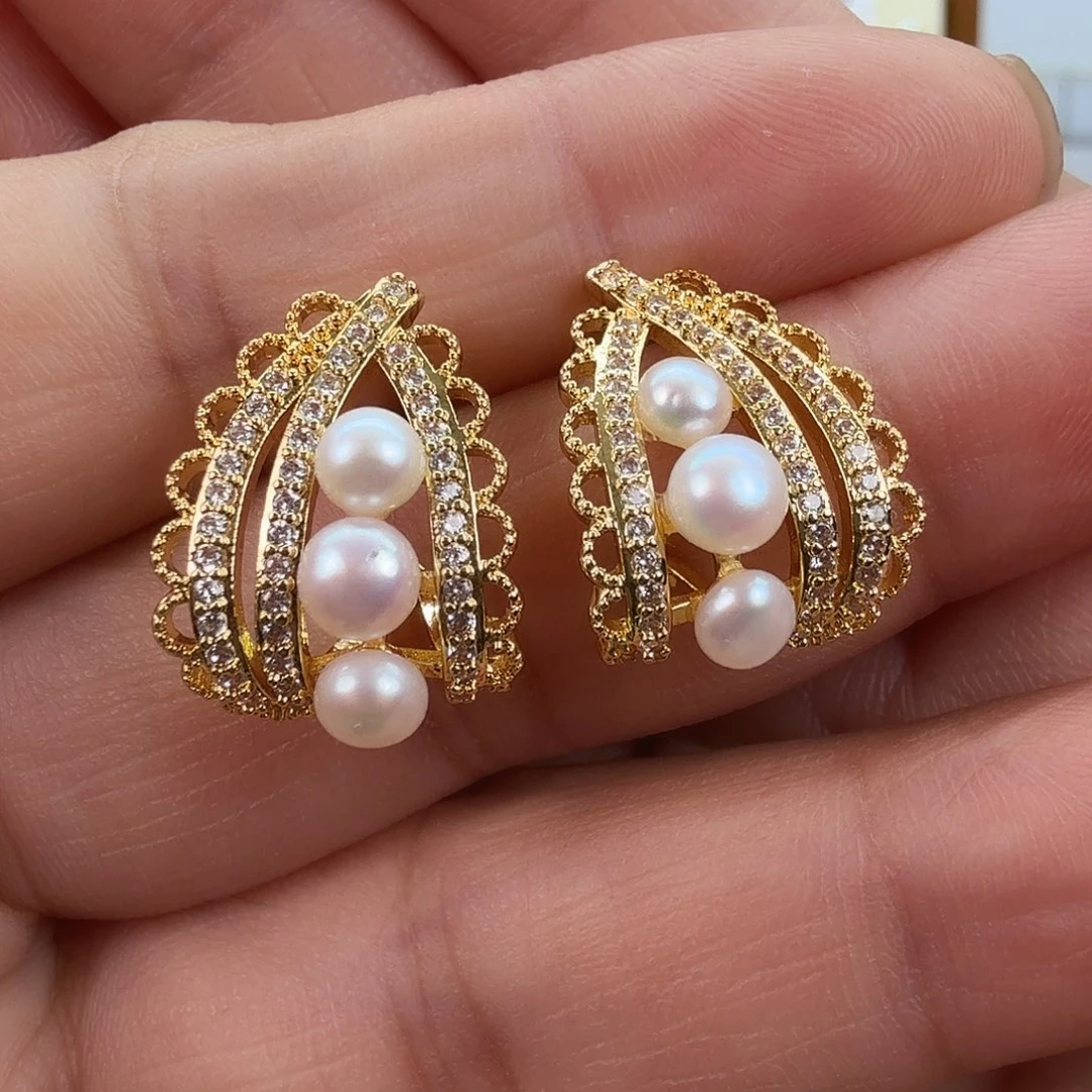 淡水珍珠耳饰未镶嵌