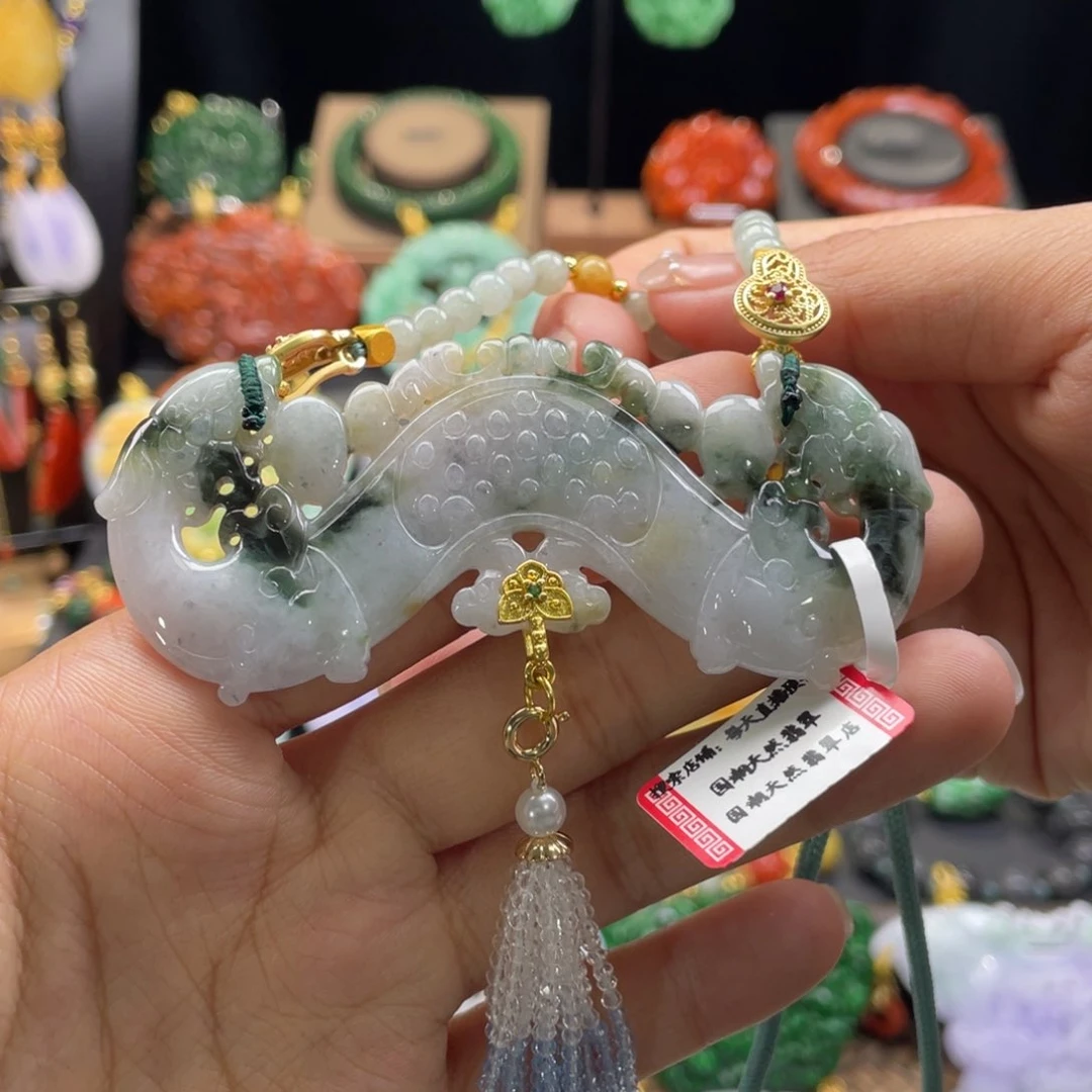 翡翠颈饰未镶嵌代编织