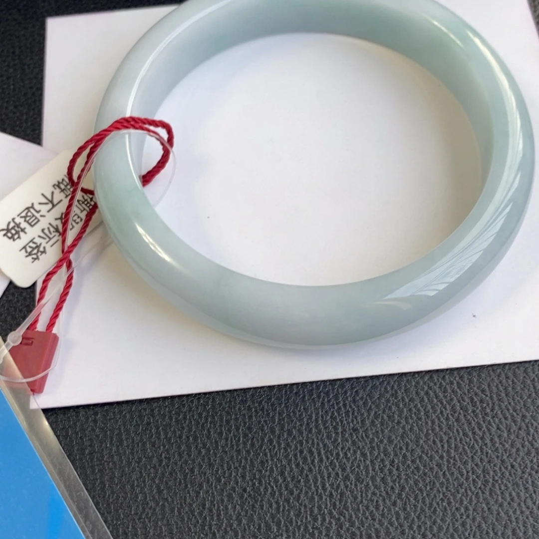 ****嘴翡翠未镶嵌手镯圈口63