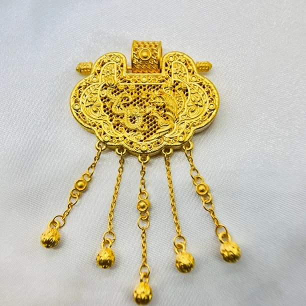 足金饰品/天子门生流苏锁包/9.37/1B5D1056/K