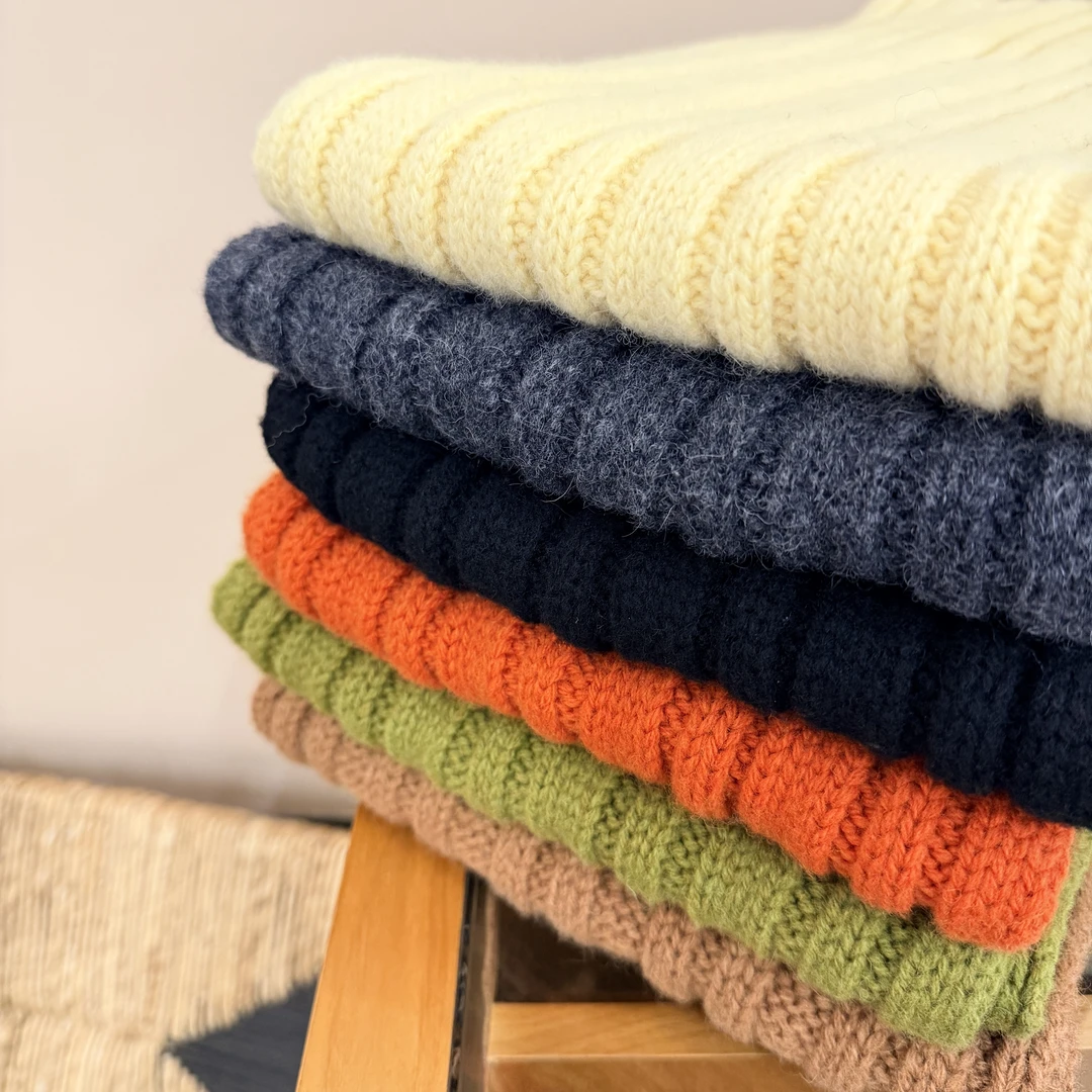 【Winnie】凛冬氛围感软糯糯流苏、坑条羊毛大围巾