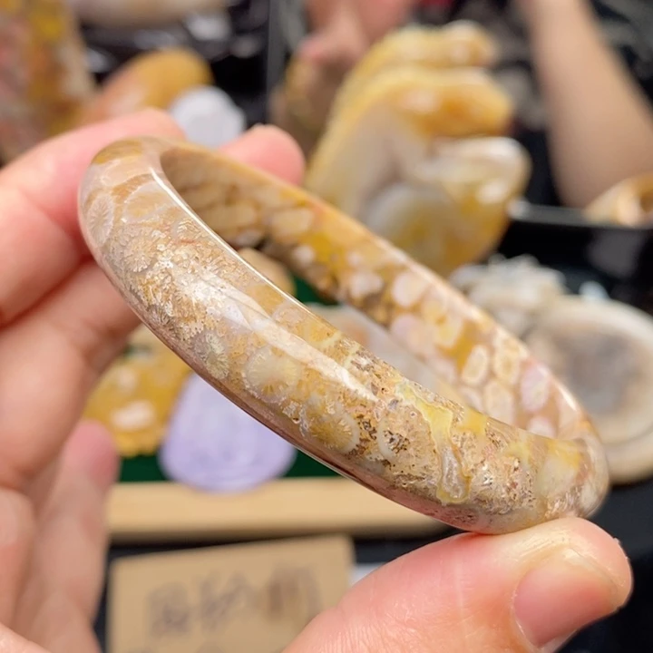 硅化珊瑚（珊瑚玉）手镯未镶嵌58.8