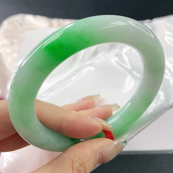 未镶嵌手镯翡翠～，824