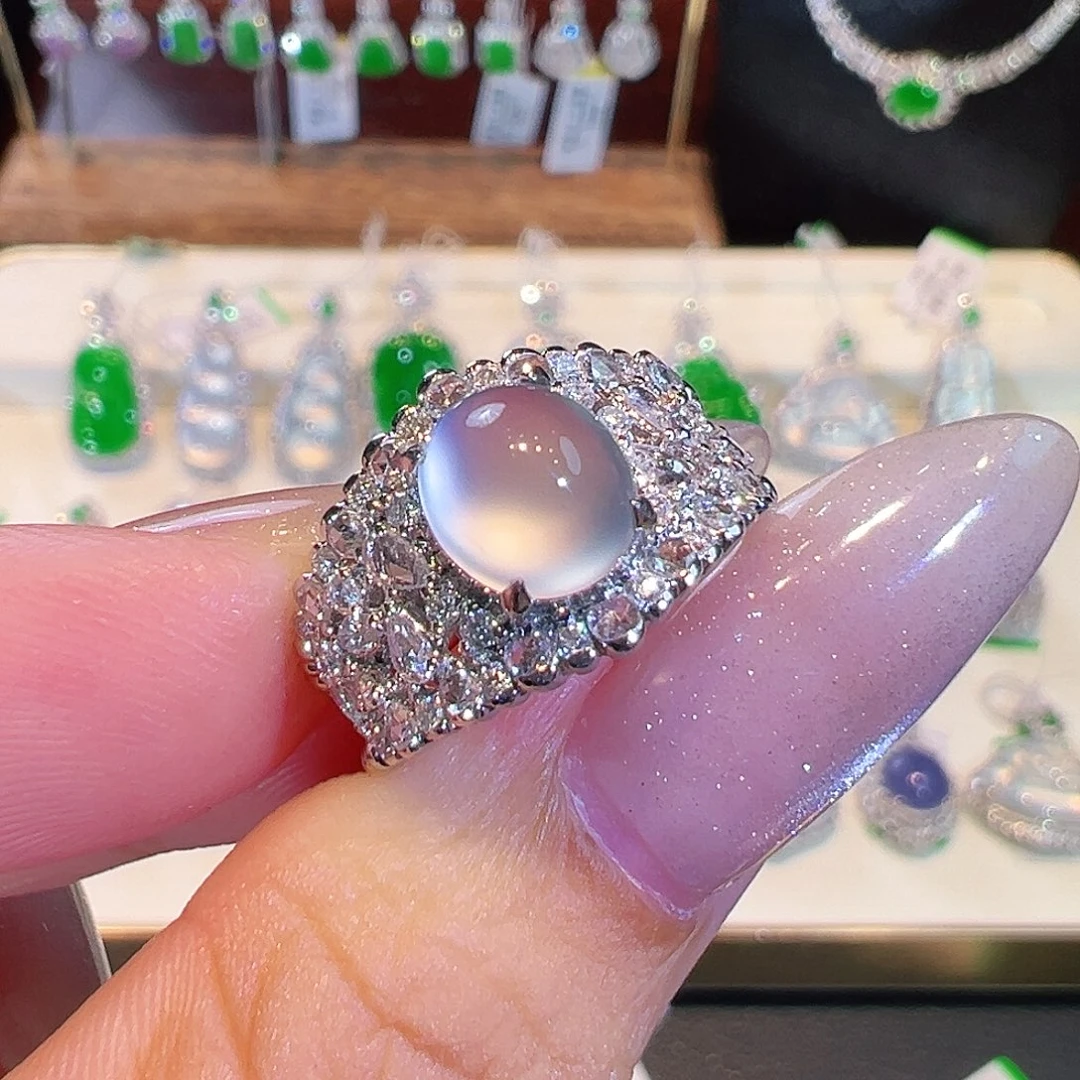 翡翠戒指18K金镶嵌翡翠