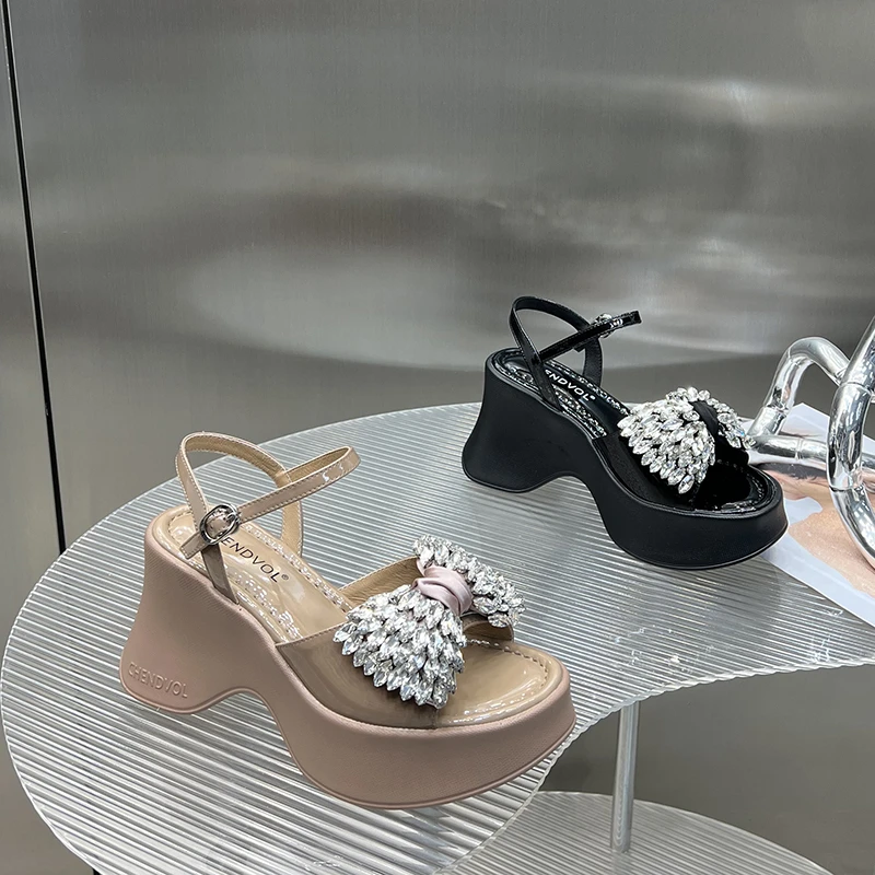 蝴蝶结厚底水钻凉鞋女夏2025年新款配裙子欧货坡跟罗马鞋SJ229-31