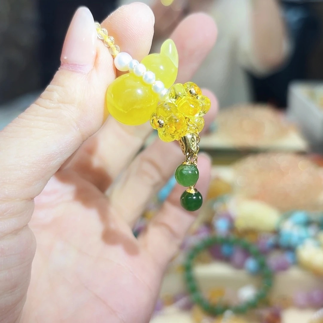 未镶嵌颈饰琥珀琥珀