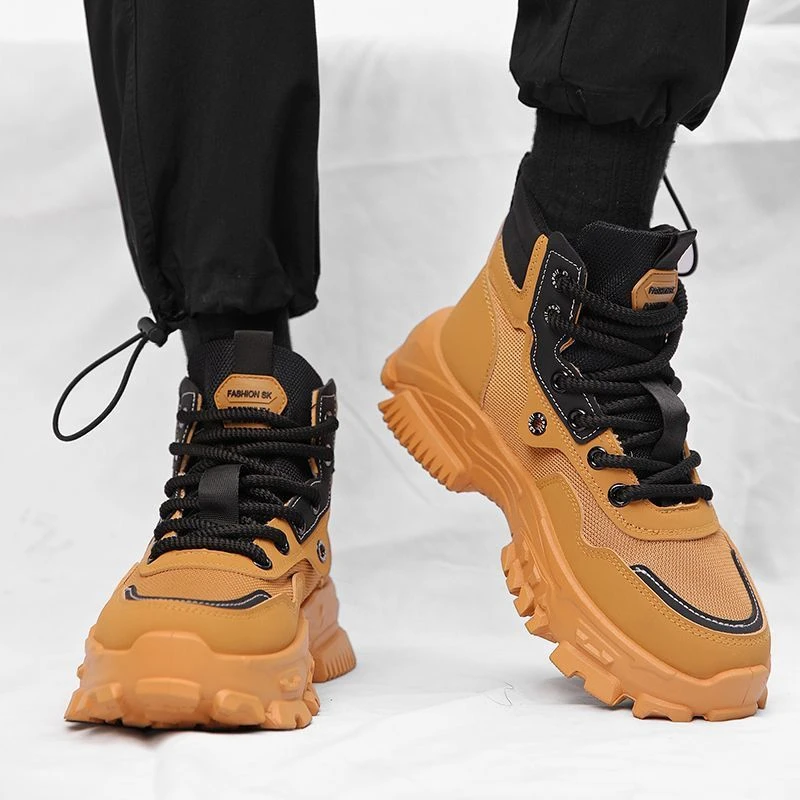 劳保男鞋秋季工地干活防滑耐磨工作登山靴子休闲运动黑色马丁靴男