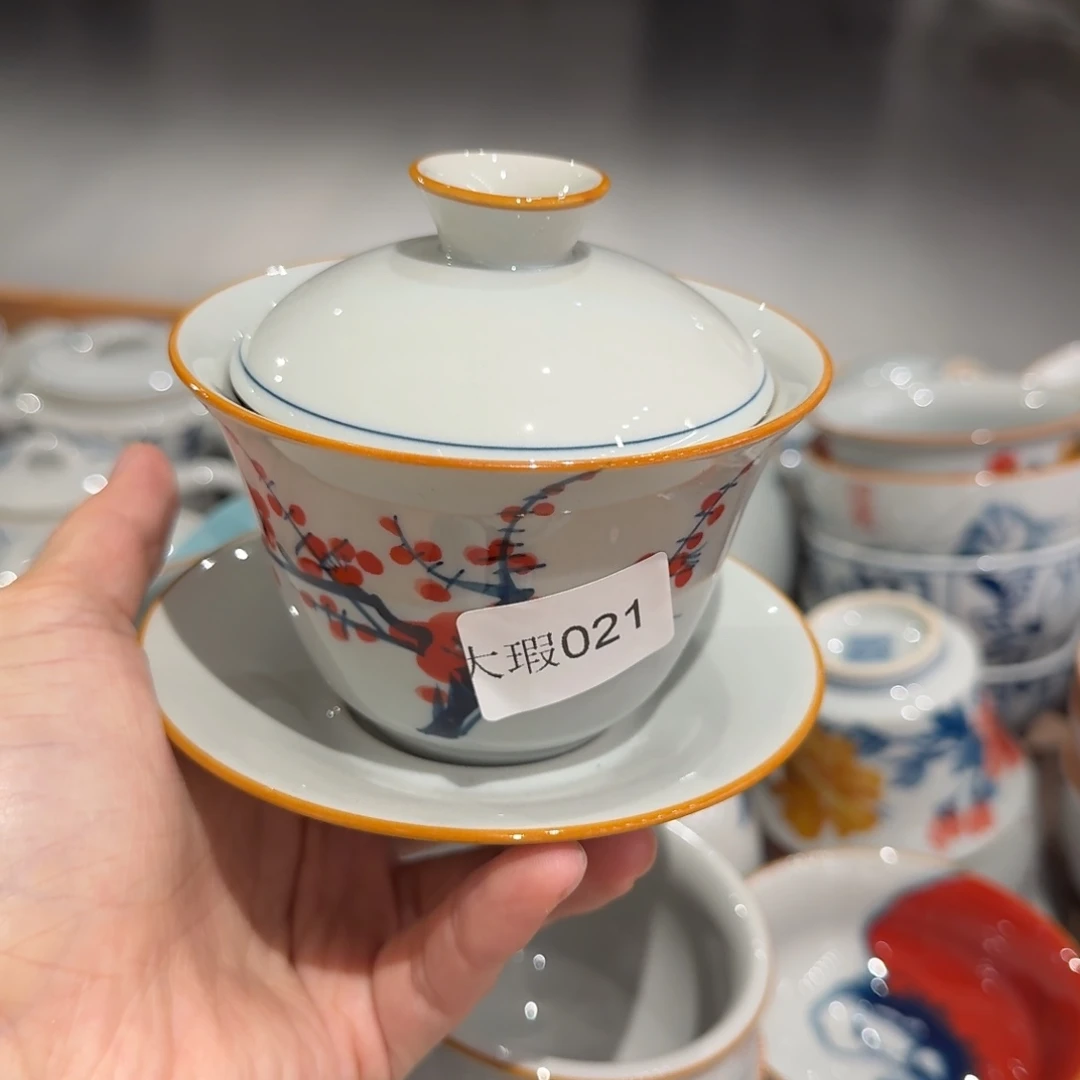 釉下手绘茶具微瑕