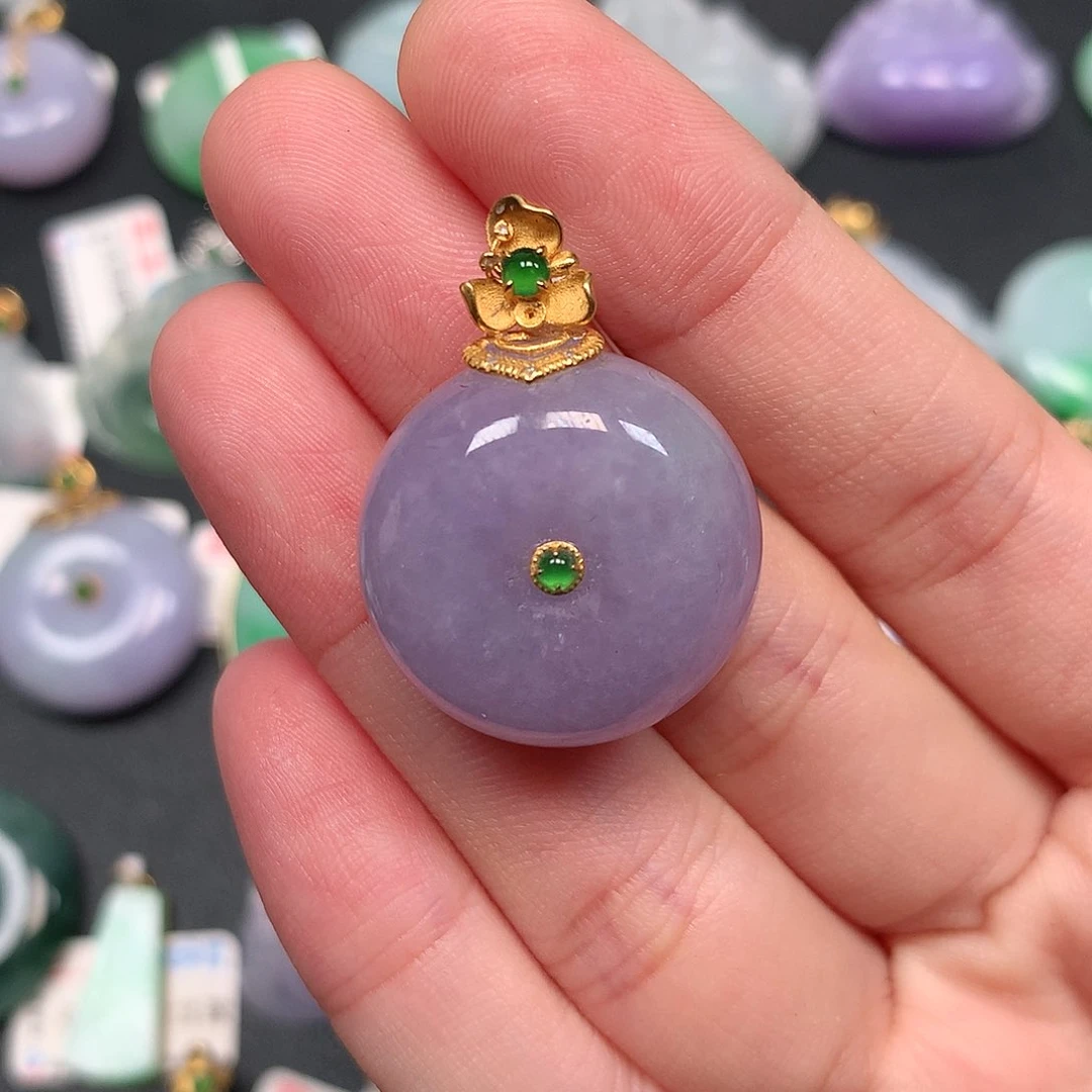 颈饰18K金镶嵌翡翠翡翠吊坠