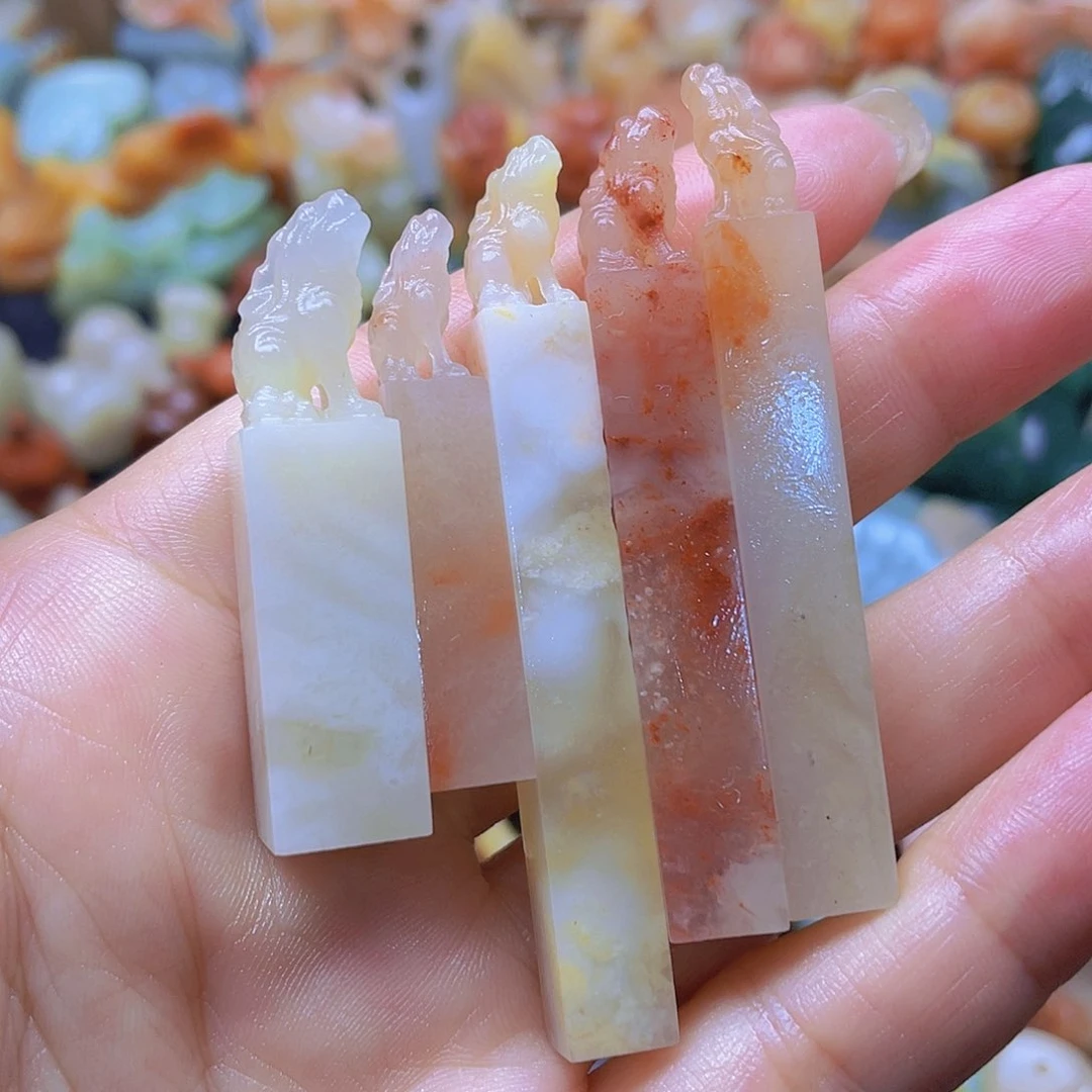 青田石印石还**啊牙签章