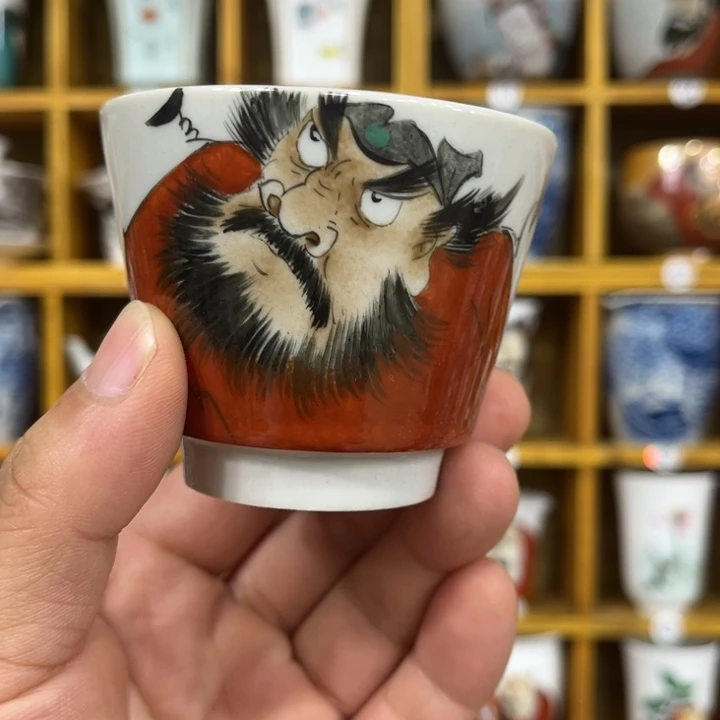 武****盘手绘钟馗马蹄杯子