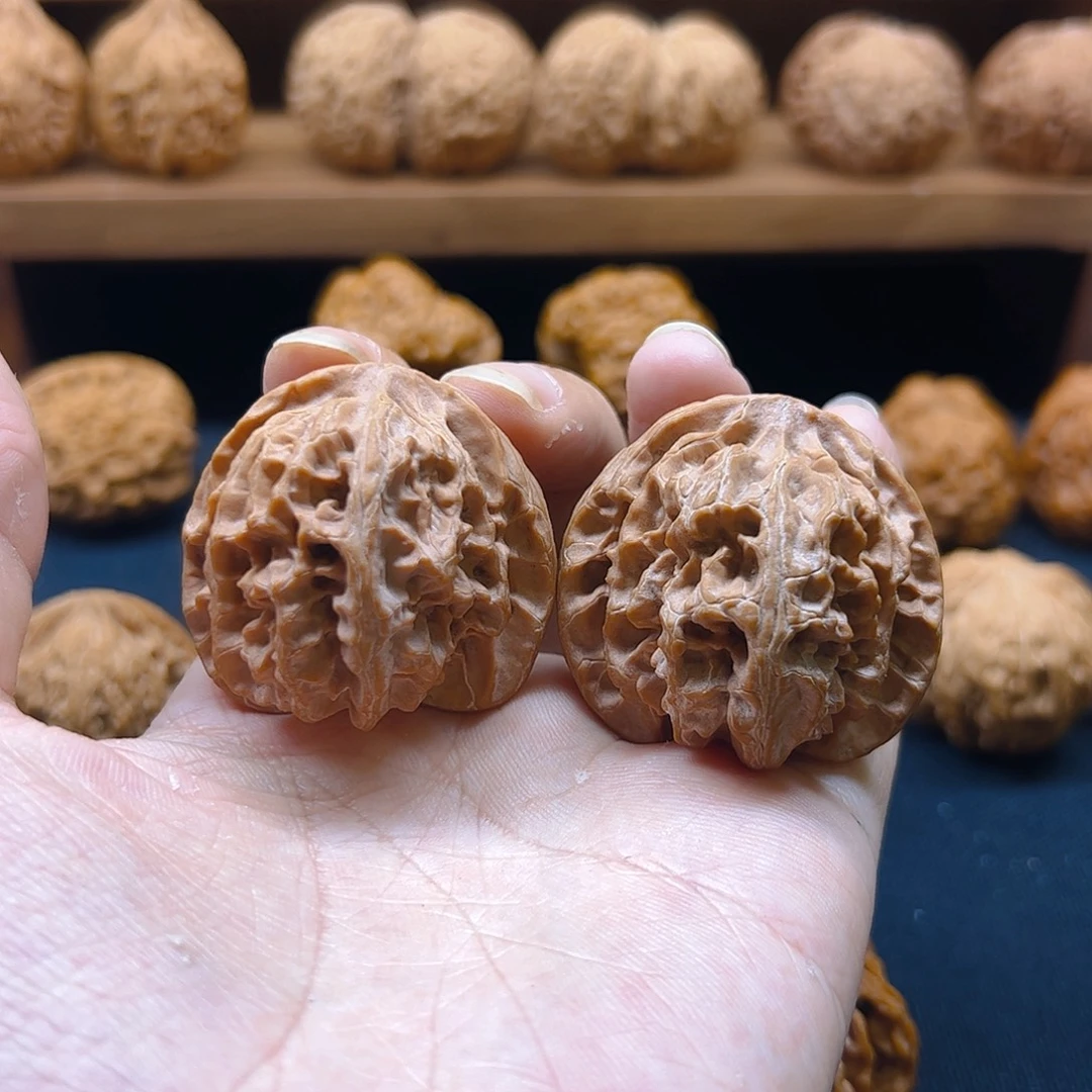 把件核桃苹果园红皮42全品三角桩