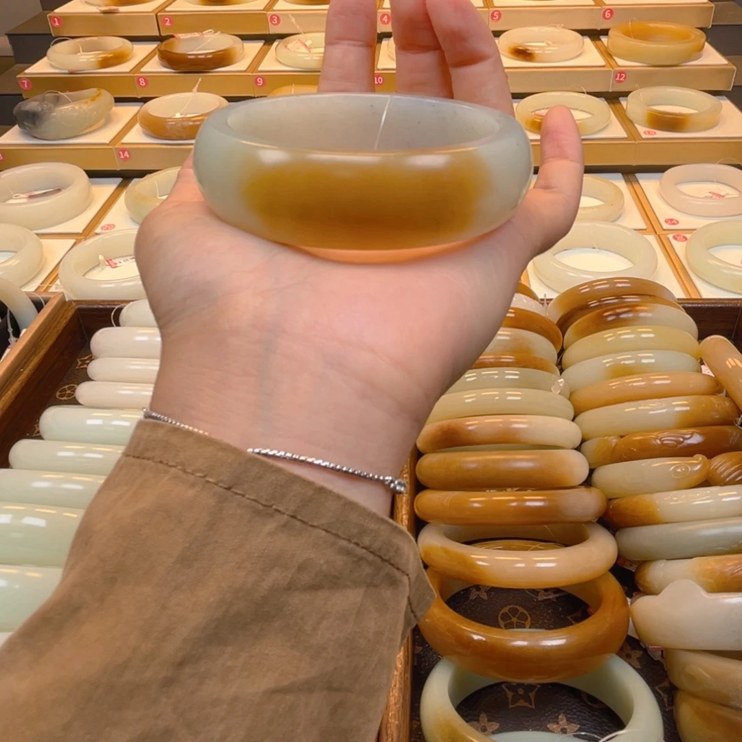 未镶嵌手镯和田玉13