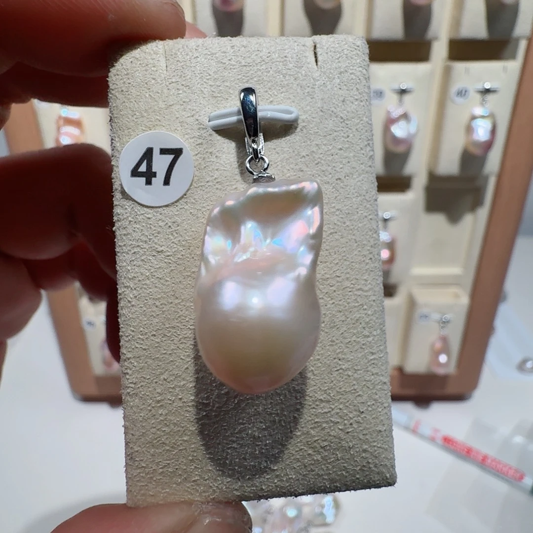 淡水珍珠颈饰合金