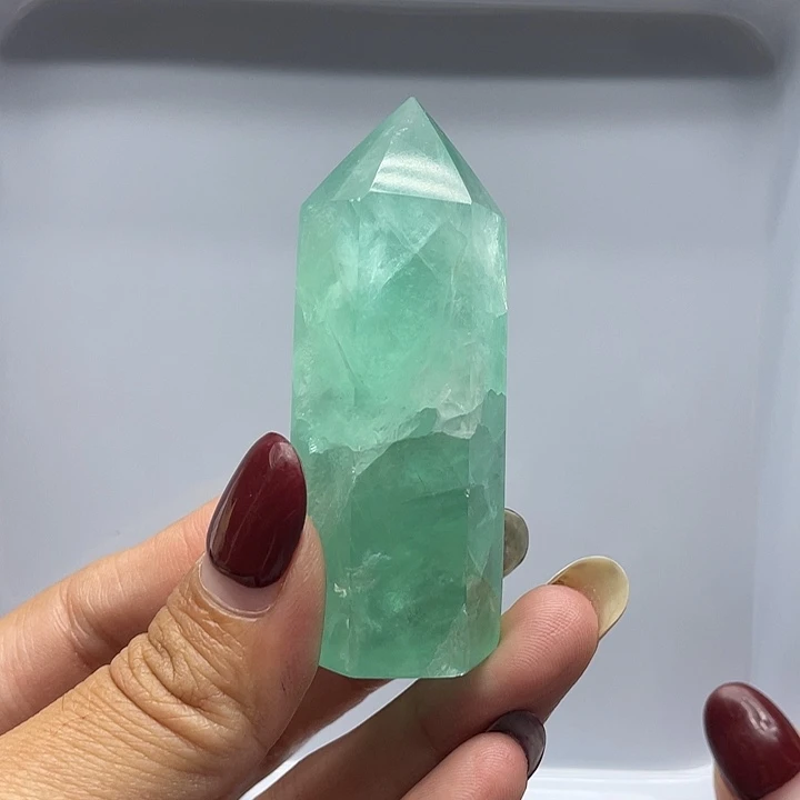 未镶嵌珠宝半成品水晶47绿莹石柱高6.4宽2.4