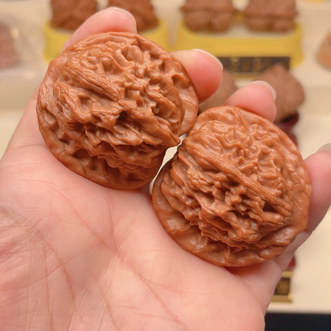 文玩核桃把件爆肉狮虎兽41