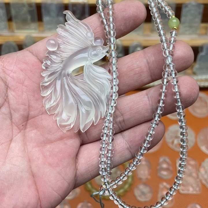 迟***都蛇纹石玉未镶嵌颈饰