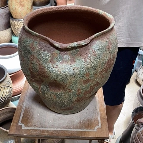 紫砂花盆口25高度32铁锈