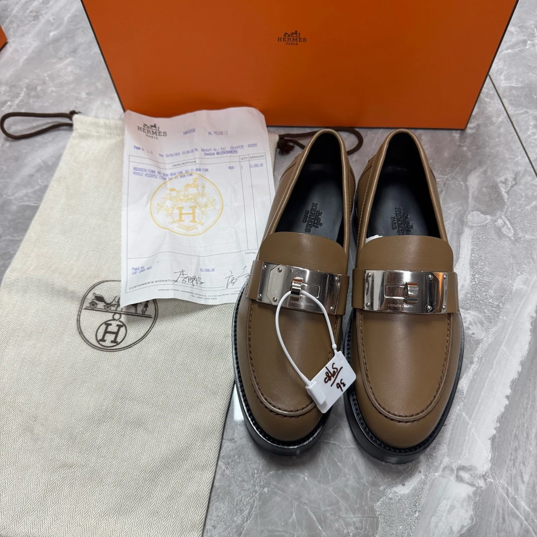 99新 Hermes/爱马仕 葡萄籽奢潮/大银扣圆头套脚乐福鞋/36码