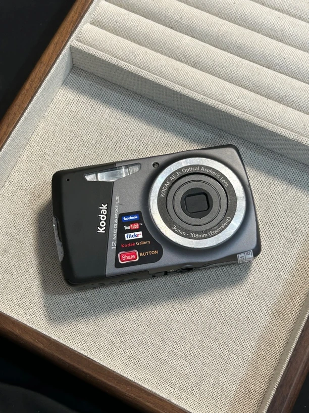 9新 Kodak/柯达 m530 黑色 有点划痕 高清CCD数码相机 不退不换