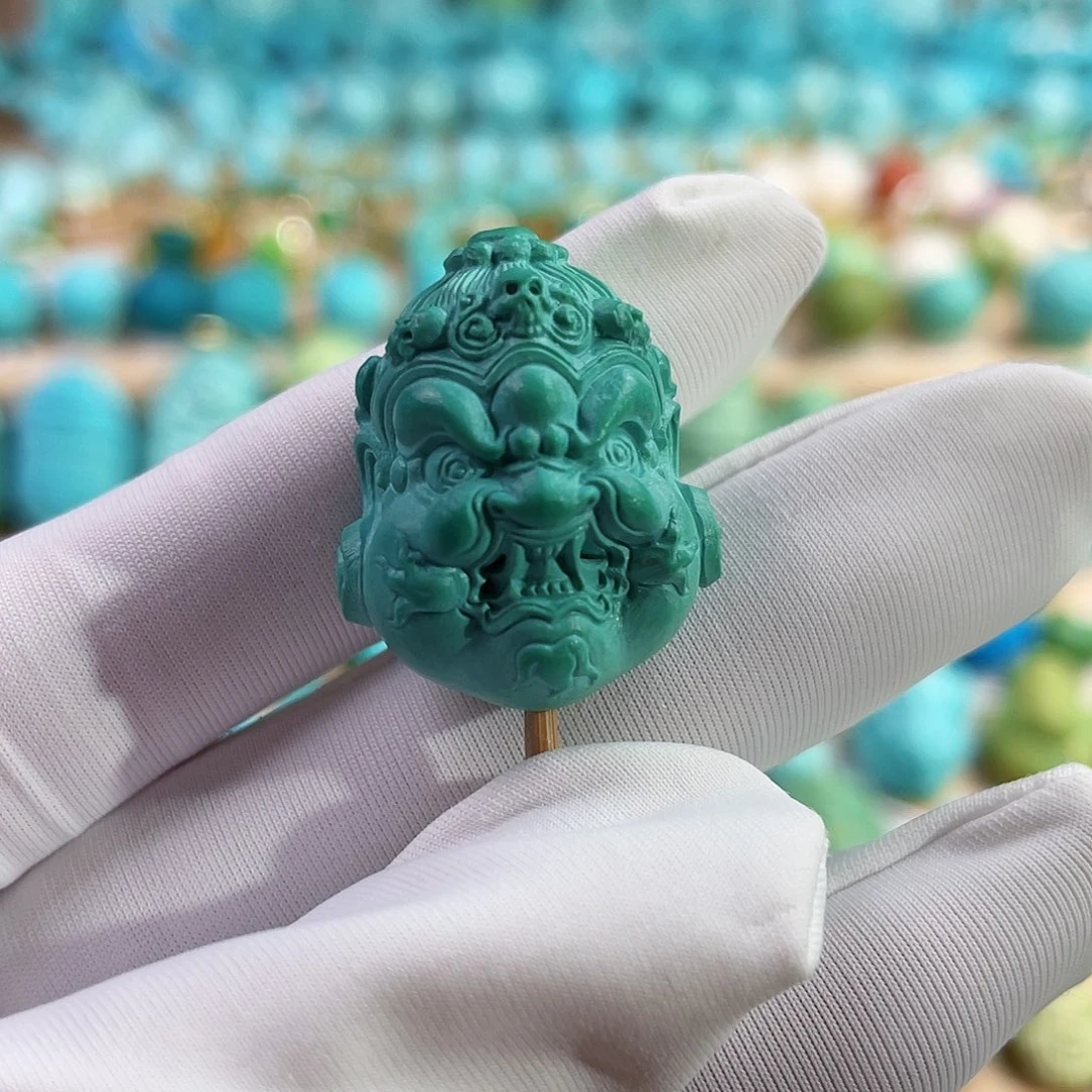 绿松石未镶嵌珠宝奇石