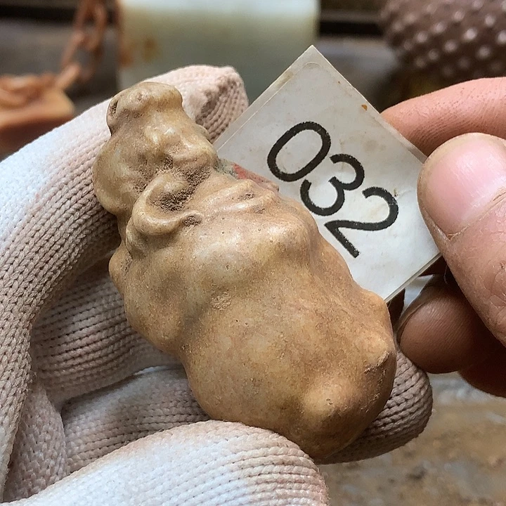 未镶嵌和田玉挂件