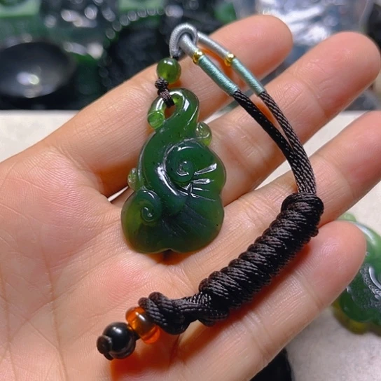 蛇纹石玉未镶嵌颈饰修**线