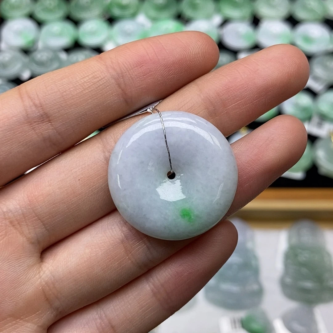 【闪购商品】翡翠颈饰未镶嵌平安扣