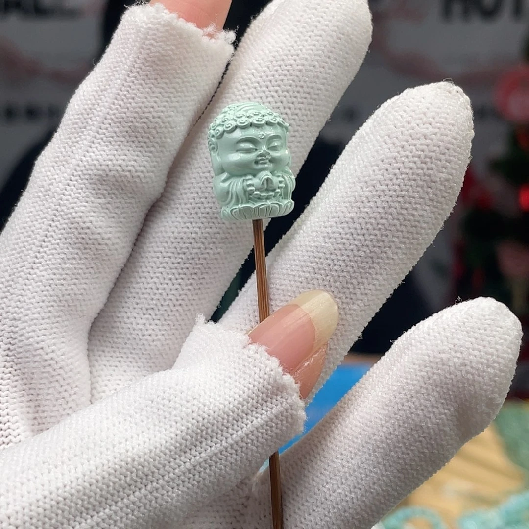 绿松石未镶嵌挂件