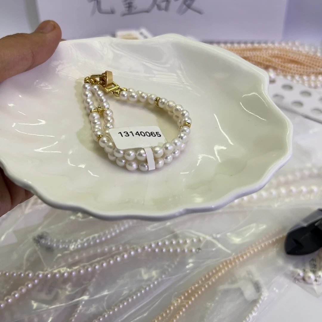 未镶嵌颈饰淡水珍珠