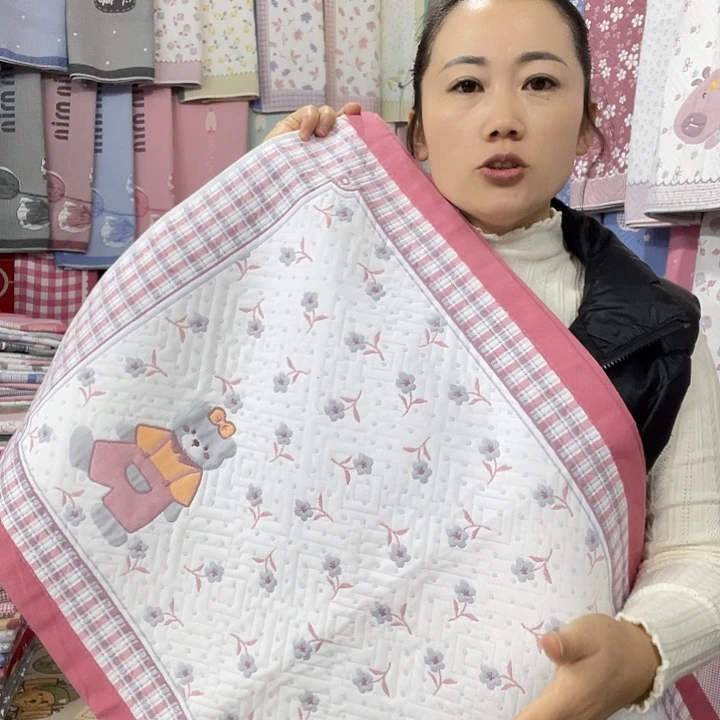 棉特价促销粉色碎花熊