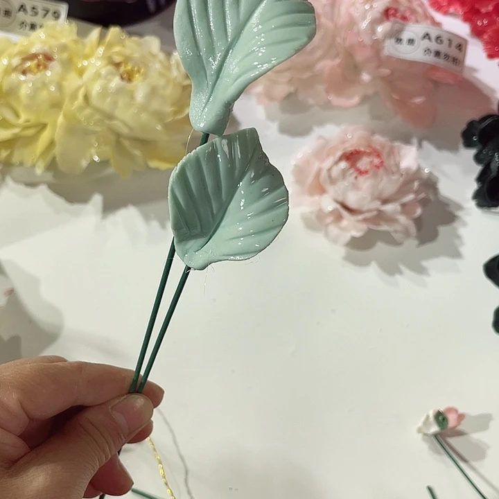 萬***意瓷片德化工厂陶瓷手工捏花