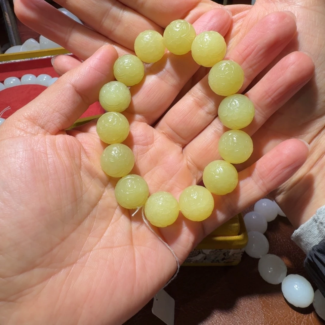 清***尘和田玉未镶嵌把件