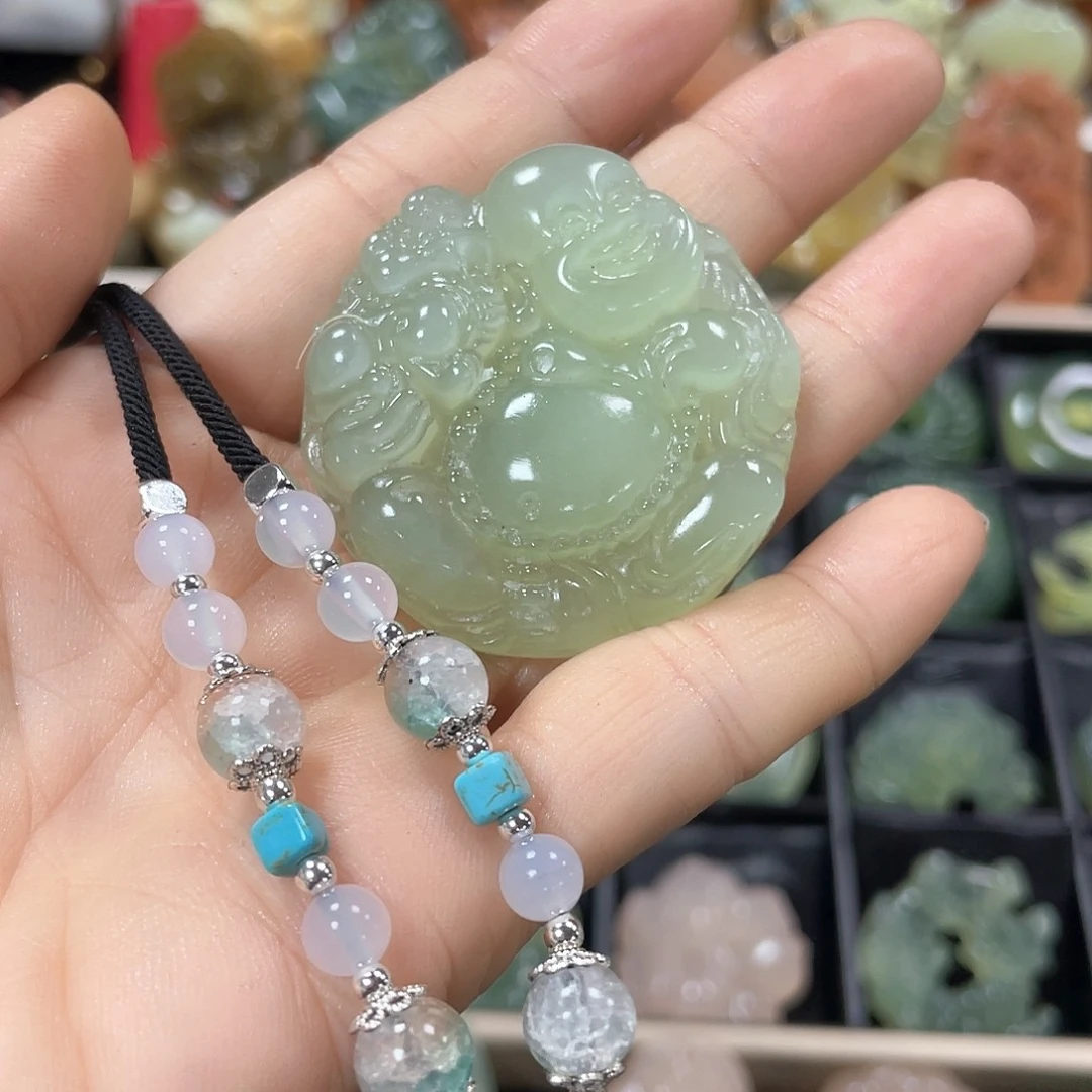 蛇纹石玉颈饰未镶嵌