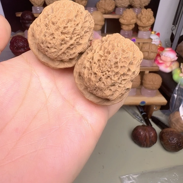 文玩核桃吊坠12号车44尺寸满天星