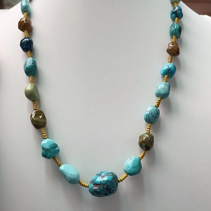 未镶嵌绿松石珠宝奇石