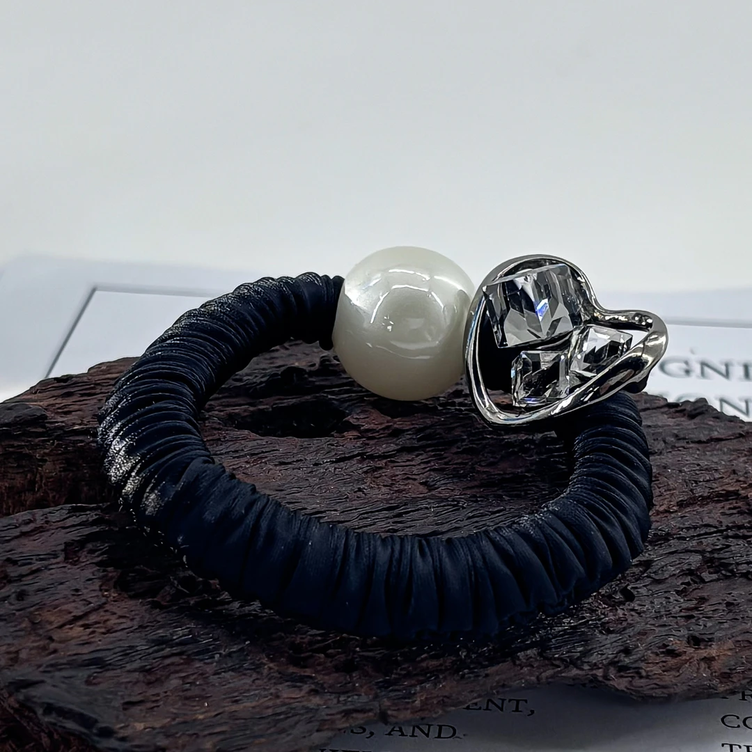 5001珍珠爱心发绳