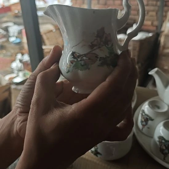 库存微瑕三打白骨精公道杯