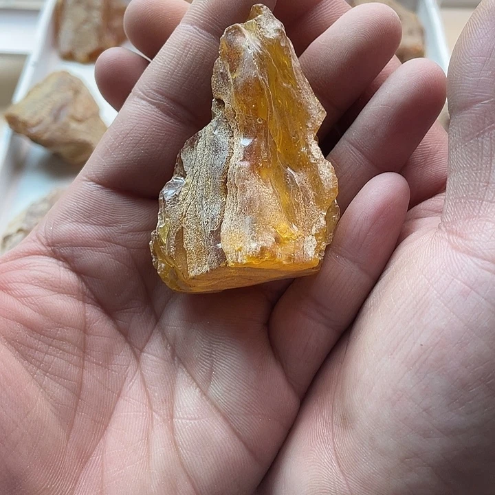 百***金定制琥珀未镶嵌天然琥珀蜜蜡